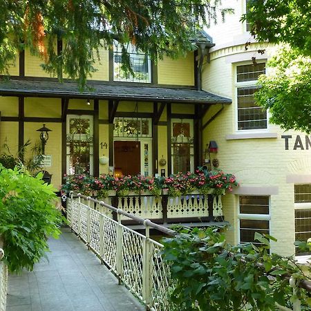 Hotel Tanneck บาเดน-บาเดน ภายนอก รูปภาพ