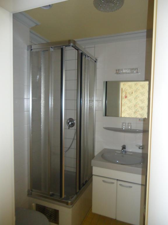 Hotel Tanneck บาเดน-บาเดน ภายนอก รูปภาพ