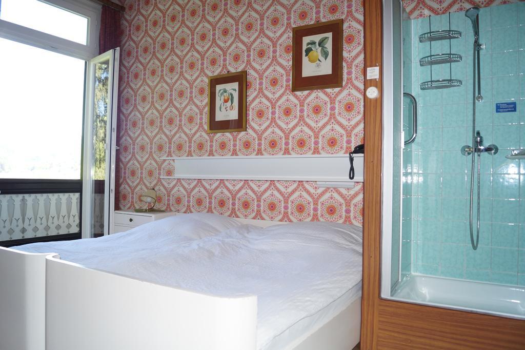 Hotel Tanneck บาเดน-บาเดน ภายนอก รูปภาพ